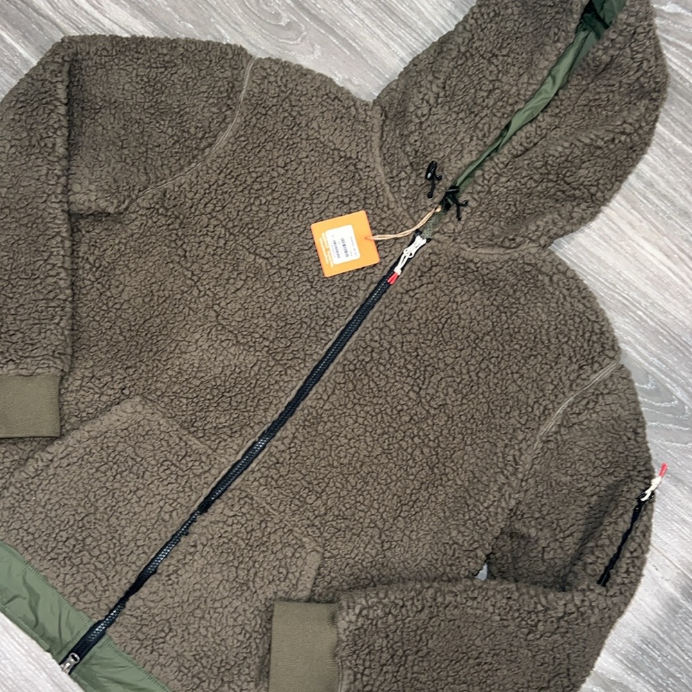 Poler stuff shaggmaster jacket. Size L. NWT. - Picture 2 of 5